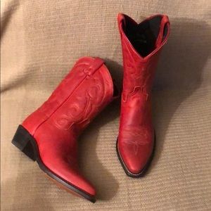 Abilene Ladies Cowboy Boots